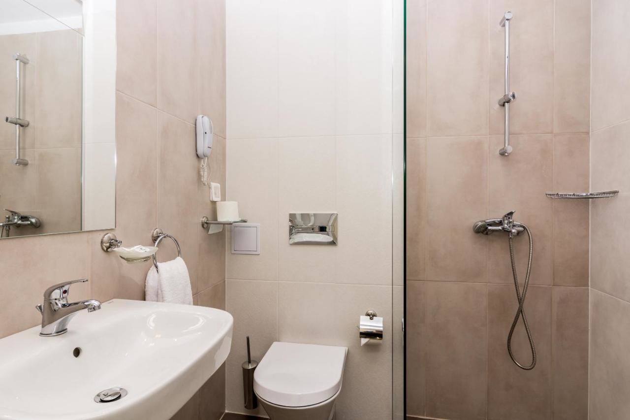 Отель Park Hotel Moskva София