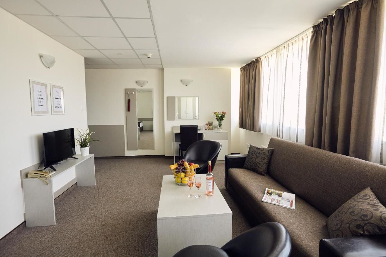 Отель Park Hotel Moskva София