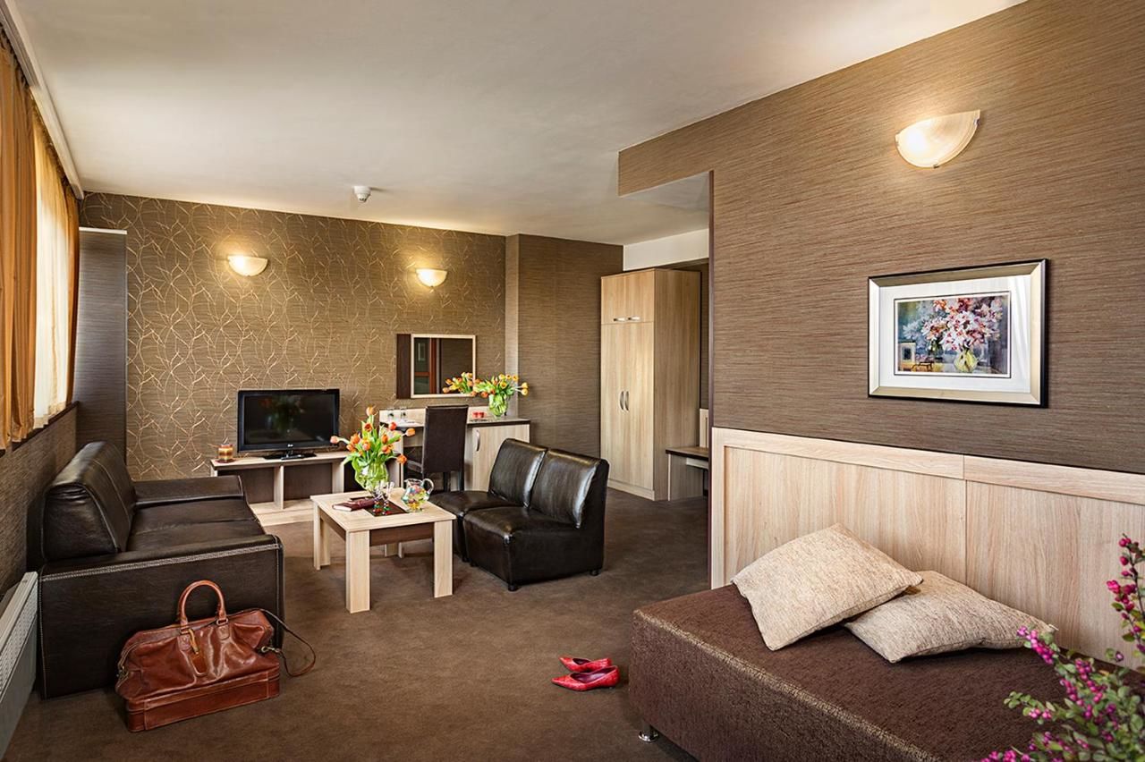 Отель Park Hotel Moskva София