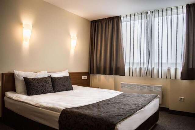 Отель Park Hotel Moskva София-21