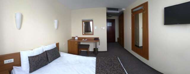 Отель Park Hotel Moskva София-25
